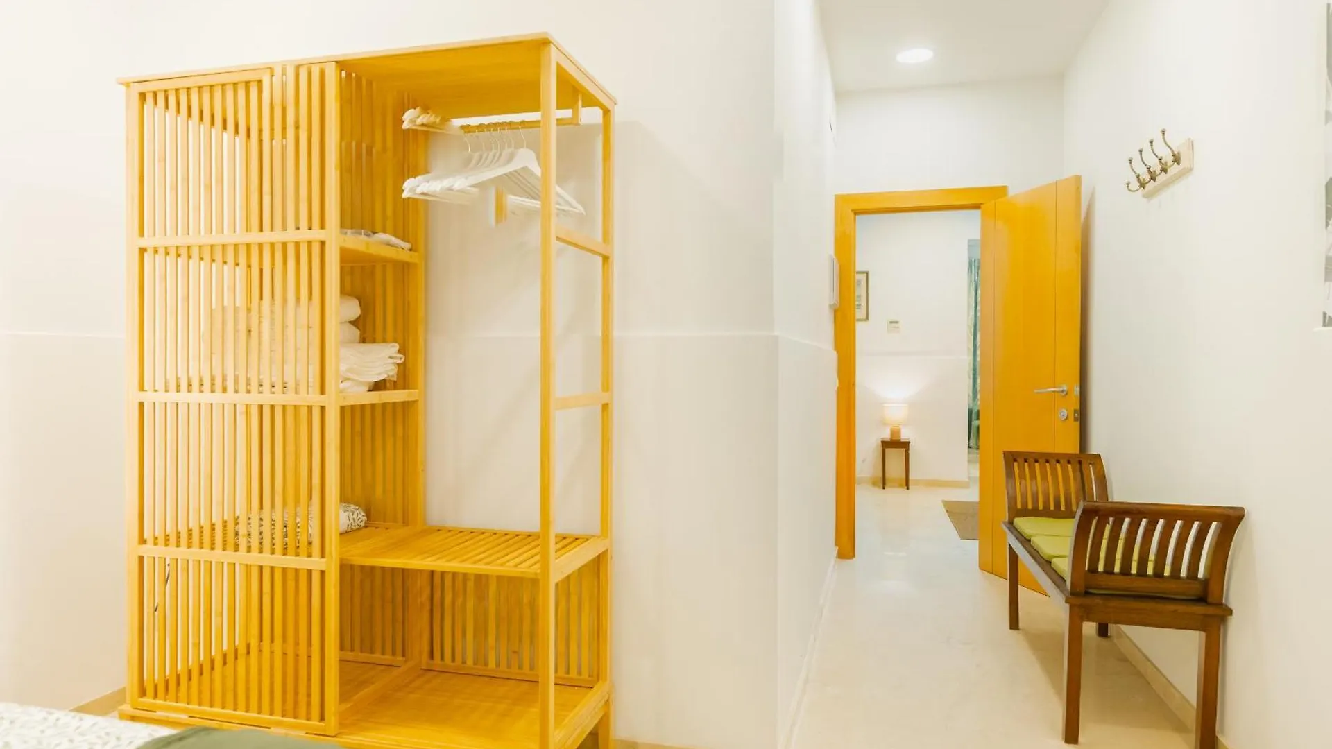 Fantastico 2H+1B Plaza Del Museo Apartment Seville 0*,