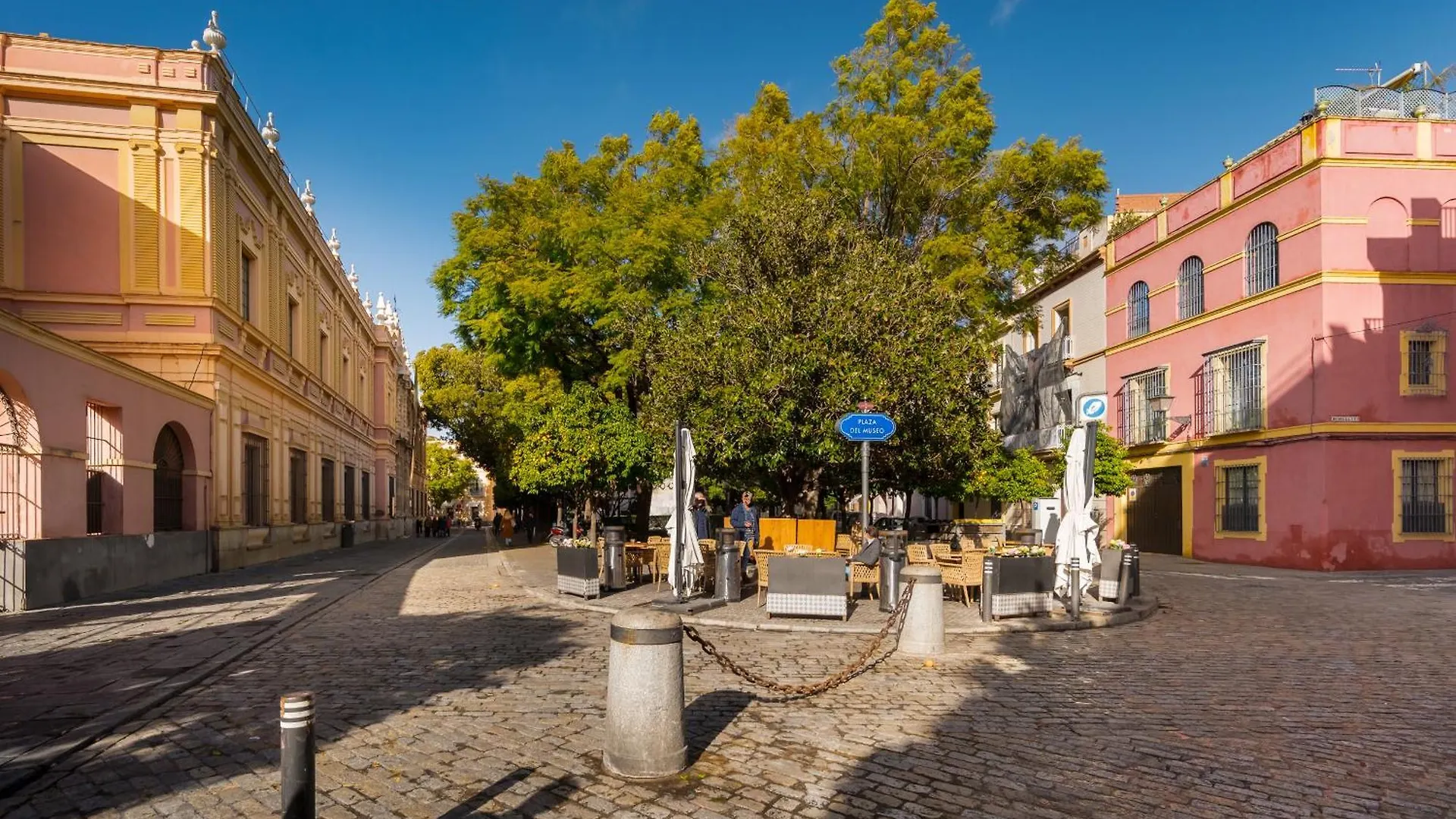 Fantastico 2H+1B Plaza Del Museo Apartment Seville